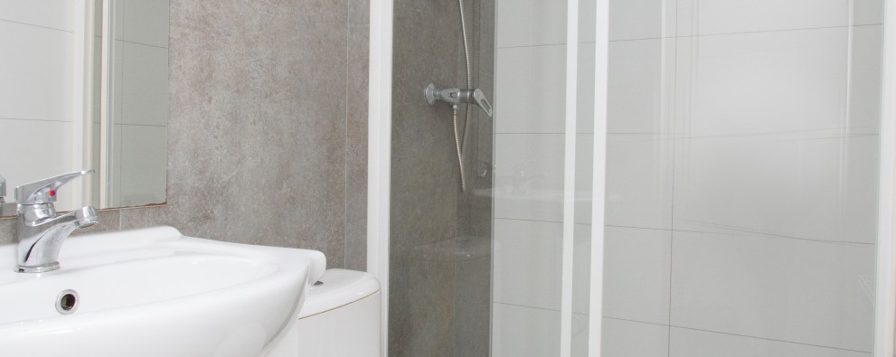 Badkamer Bos-chalet.jpg