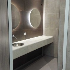 Badkamer sanitairgebouw Grasveld.jpeg