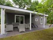 Terraszijde chalet met overdekt terras