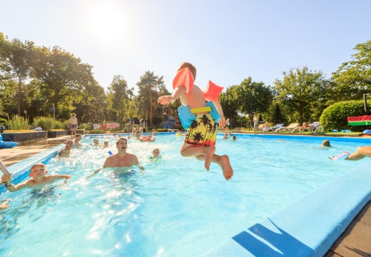 grote-sprong.jpg grote-sprong.jpg