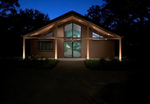 Sanitair Grasveld by night