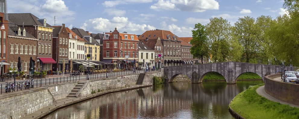 Roermond - Depositphotos_79157548_xl-2015.jpg