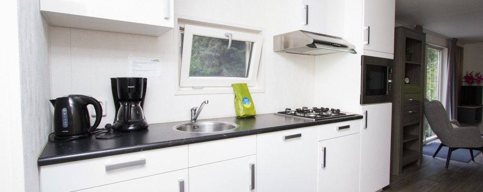 Keuken Bos-chalet - kleiner.jpg